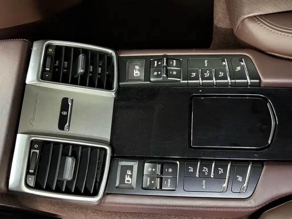 Porsche Panamera — миниатюра 8