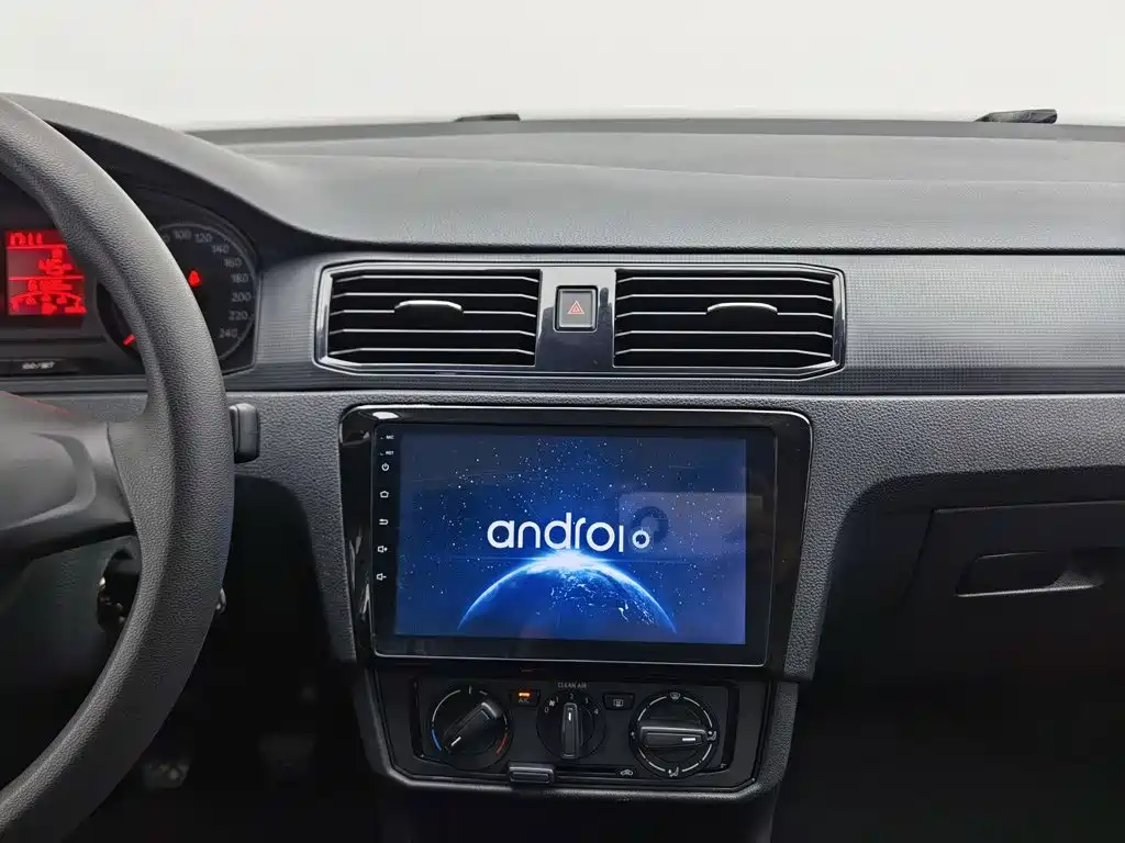 Volkswagen Santana — миниатюра 12