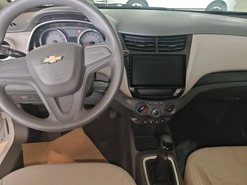 Chevrolet Sail — миниатюра 11