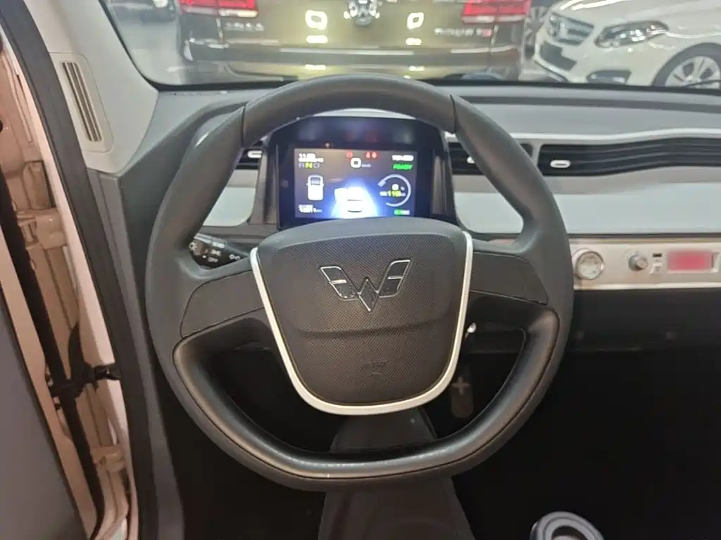 Wuling MINIEV — миниатюра 11
