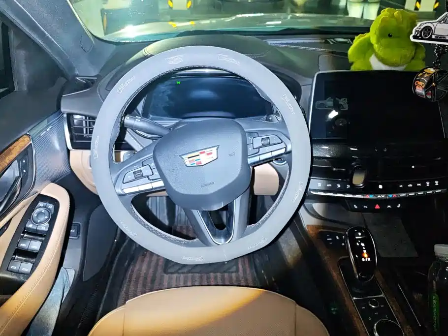 Cadillac CT5 — миниатюра 15