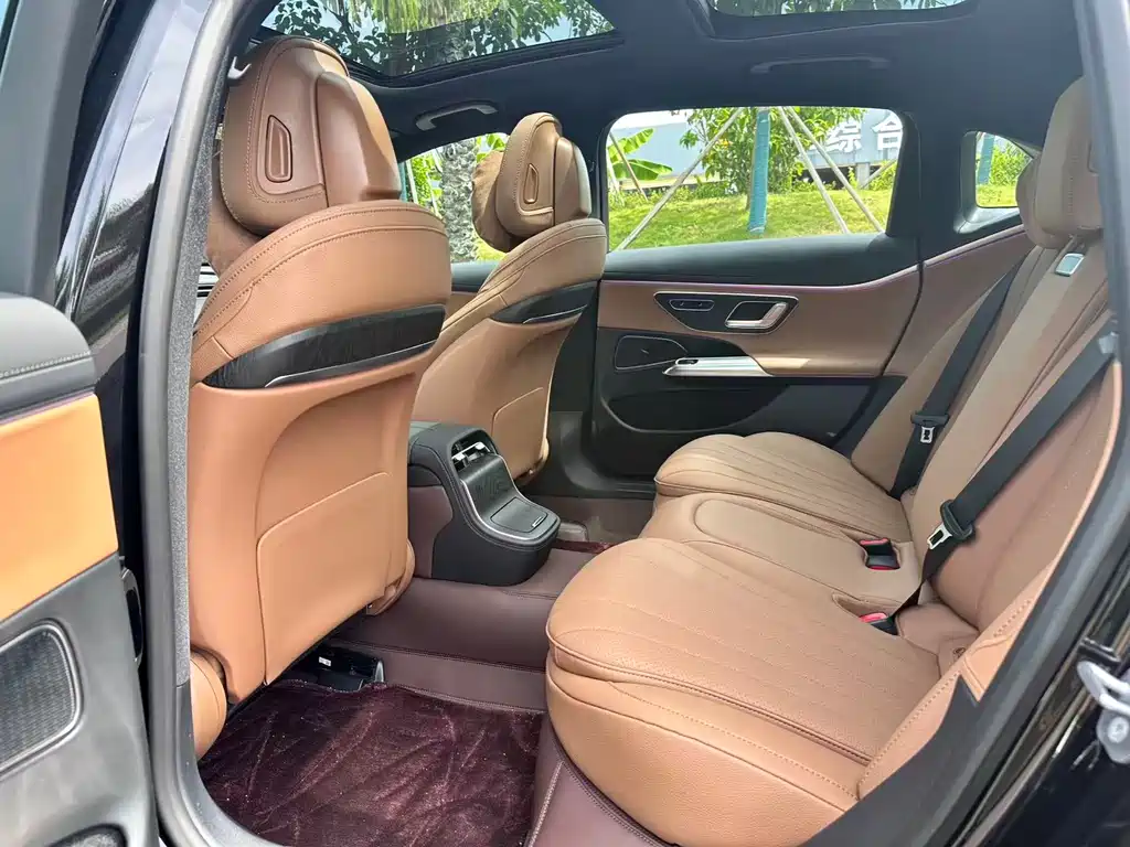 Mercedes-Benz E-Class E 2026 E 260 L