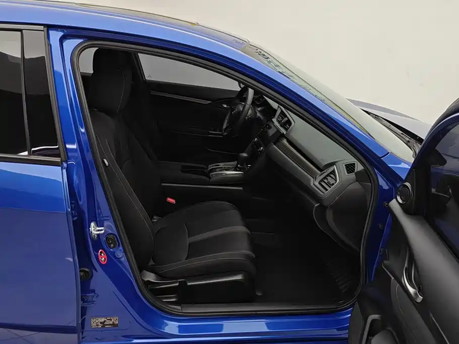 Honda Civic — миниатюра 8