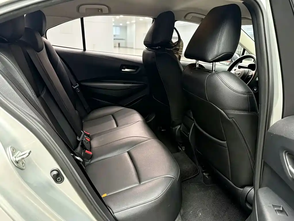 Toyota Corolla — миниатюра 9