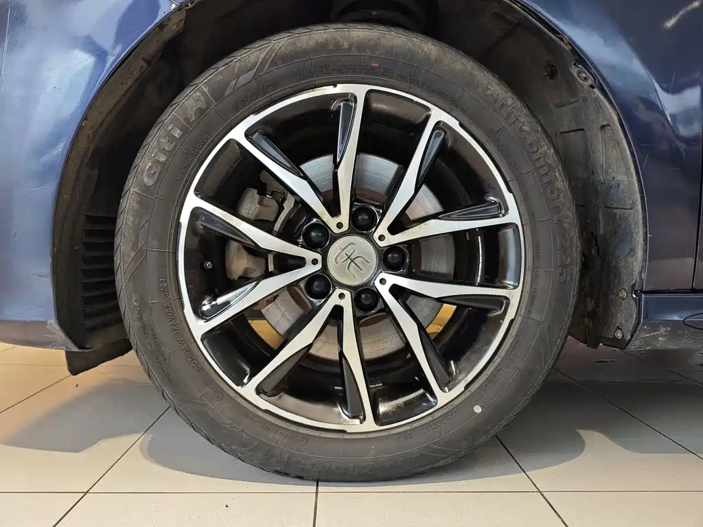 BYD Song MAX MAX 2017 1.5T AT Elite 7 мест