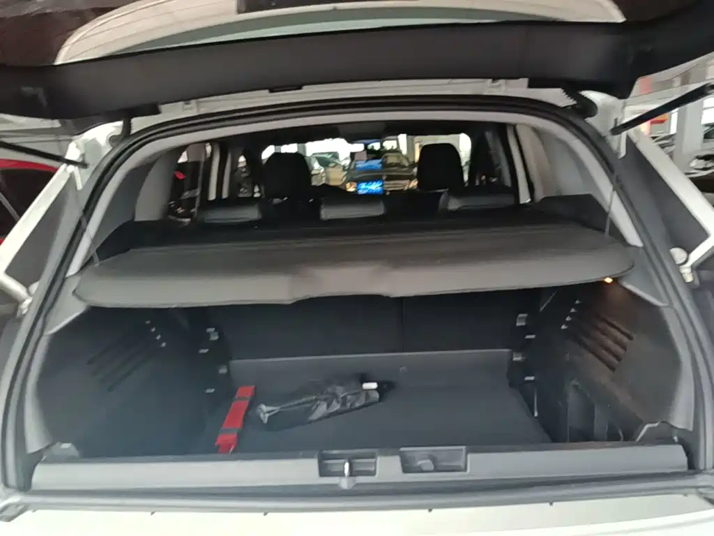 Peugeot 3008 — миниатюра 19