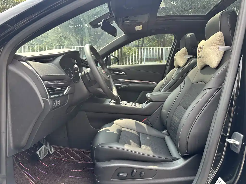 Cadillac XT4 — миниатюра 12