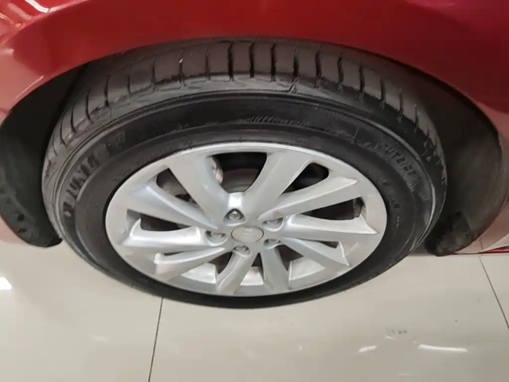 Buick Verano — миниатюра 23