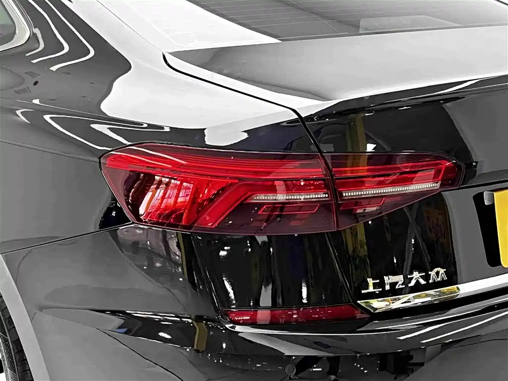 Volkswagen Passat — миниатюра 10