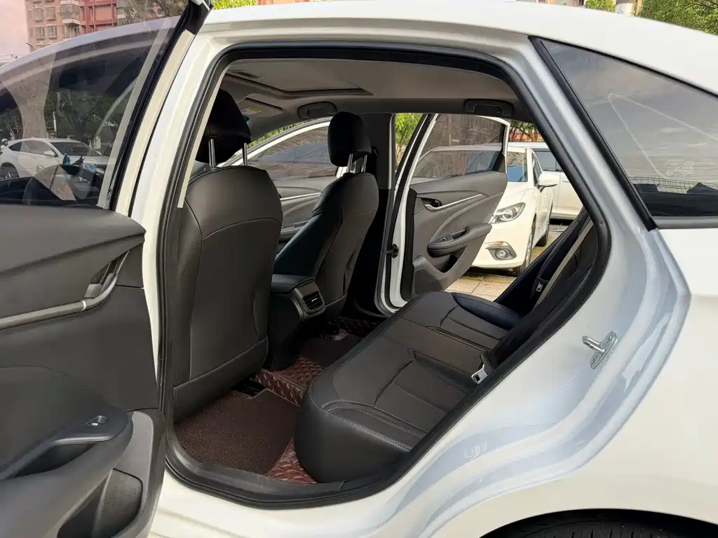 Buick Excelle — миниатюра 5