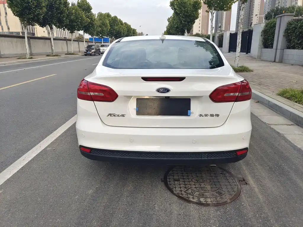 Ford Focus — миниатюра 15