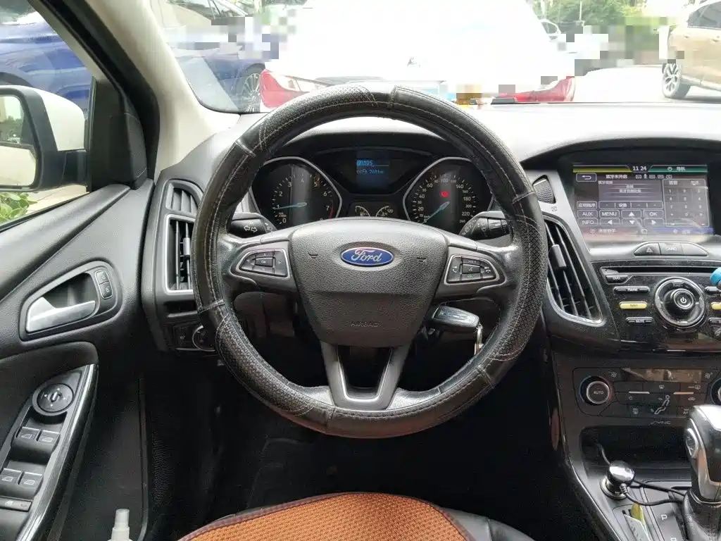 Ford Focus — миниатюра 12