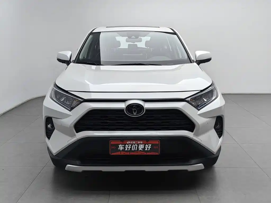 Toyota RAV4 — миниатюра 3