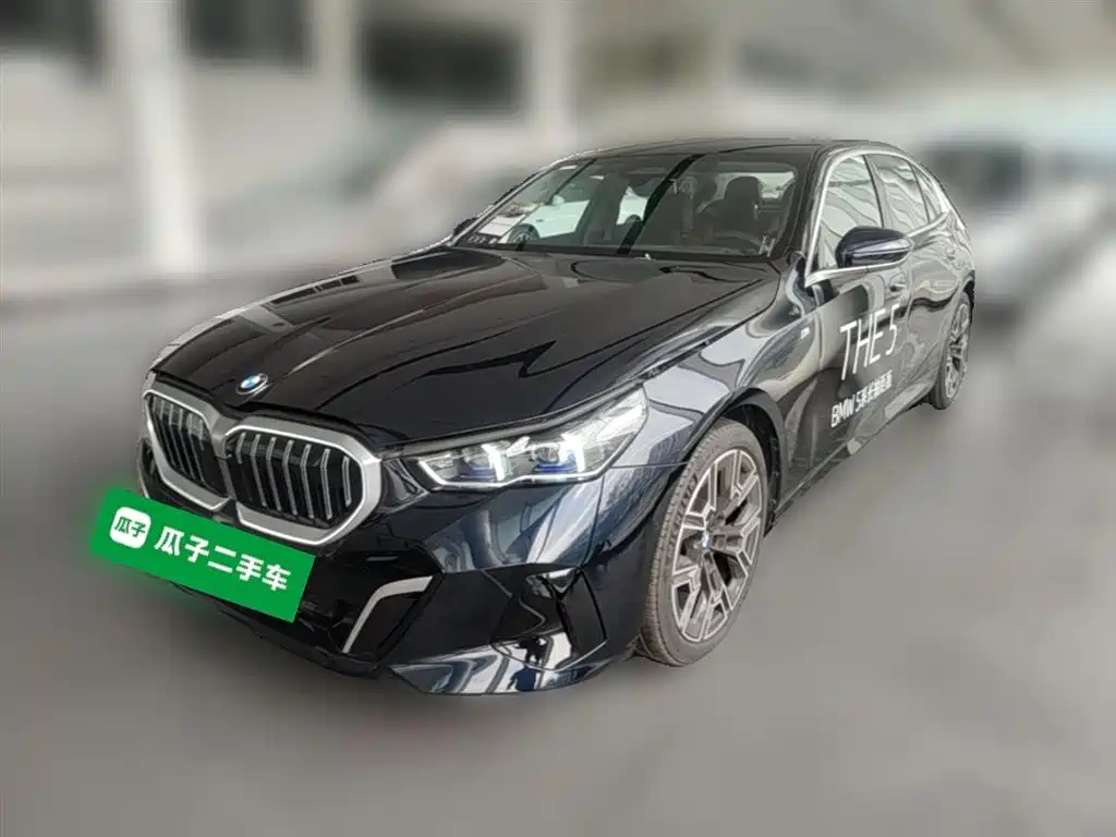 BMW 5 Series 2025