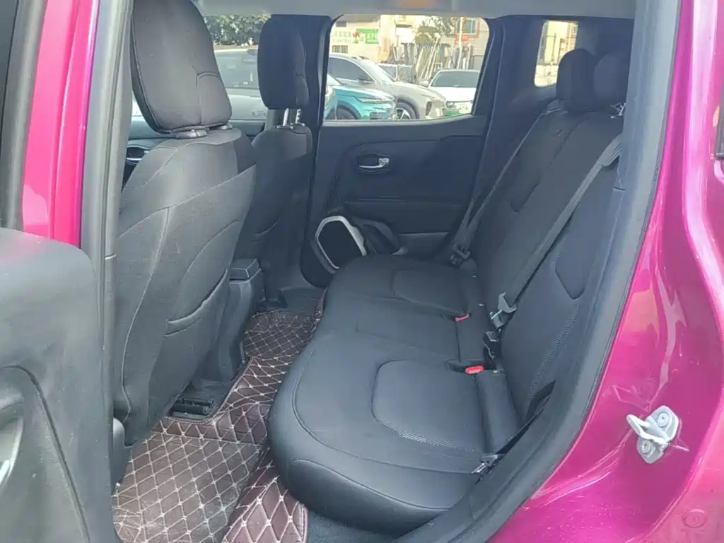 Jeep Renegade — миниатюра 17