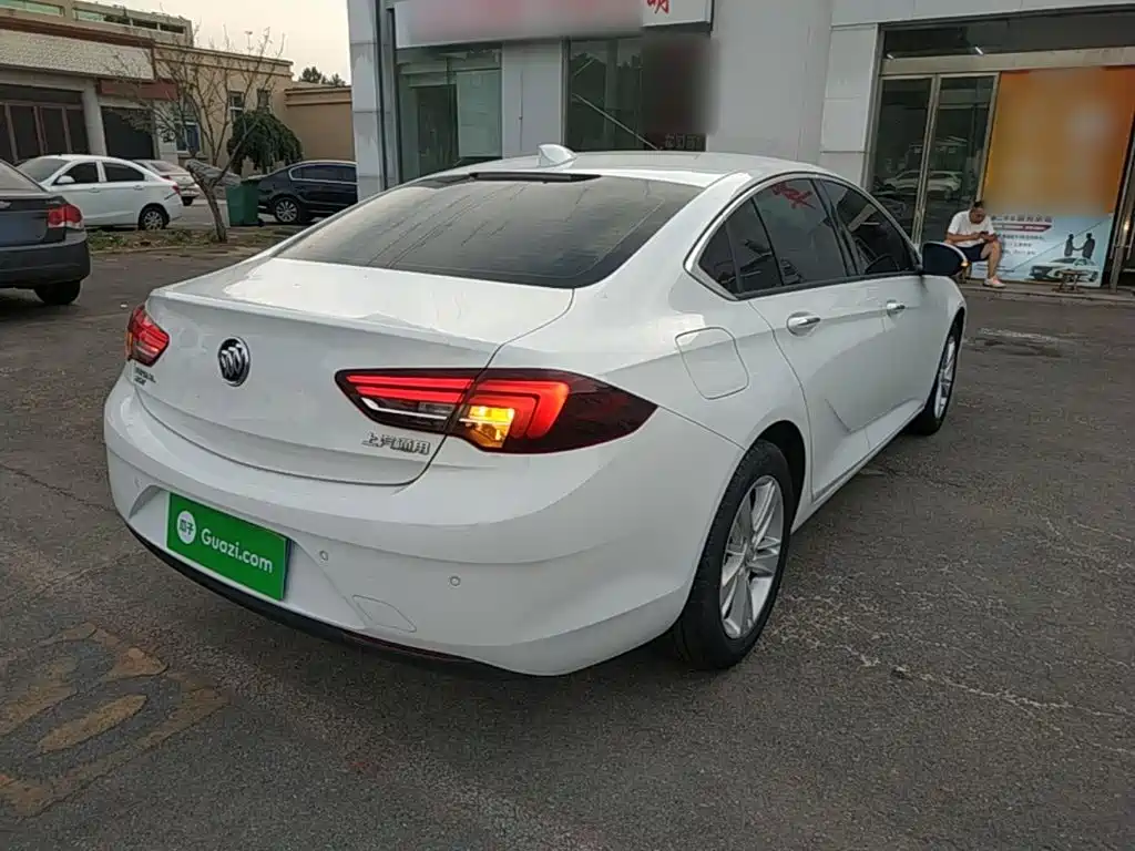 Buick Regal — миниатюра 7