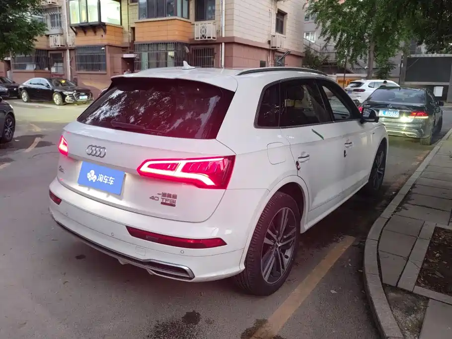 Audi Q5L — миниатюра 3