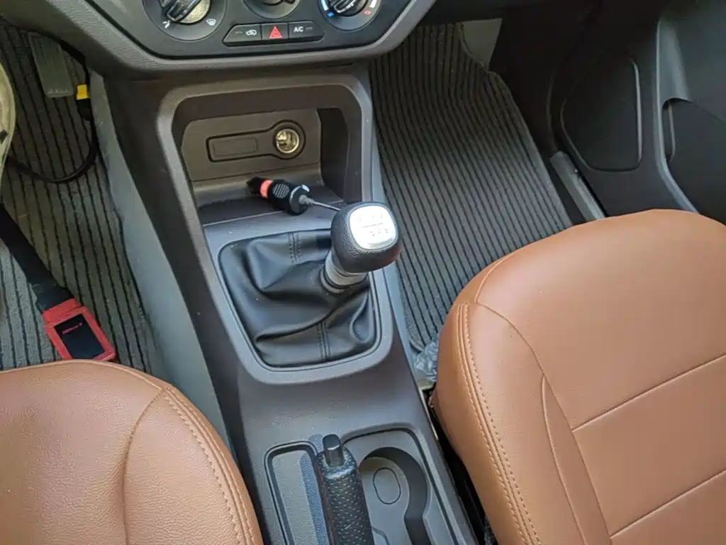 Wuling Hongguang — миниатюра 14