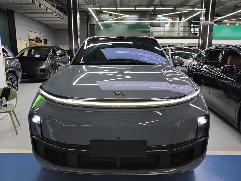 Li Auto Li L8 — миниатюра 3