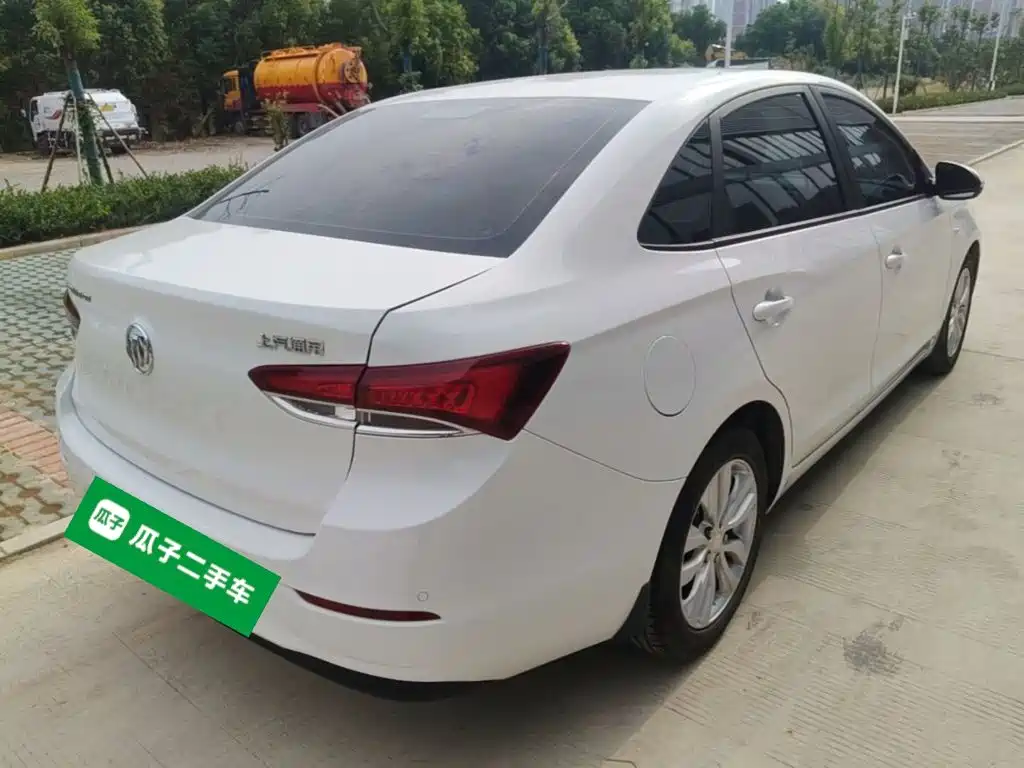 Buick Excelle — миниатюра 7