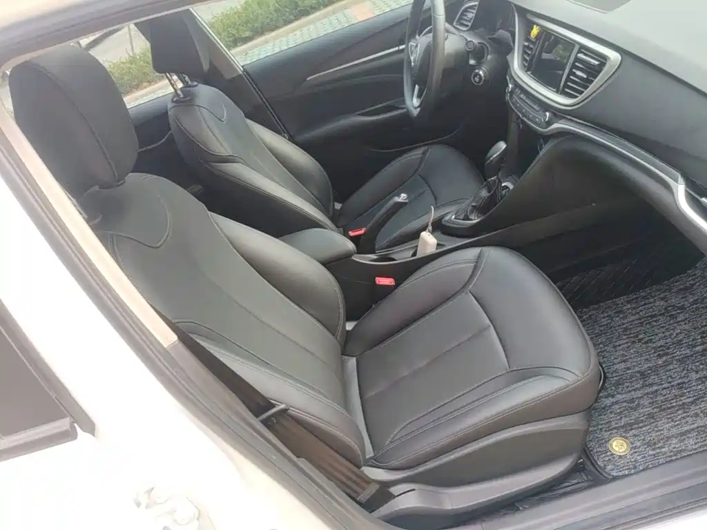Buick Excelle — миниатюра 25