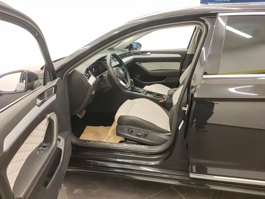 Volkswagen Magotan 2023 200 330TSI DSG Luxury