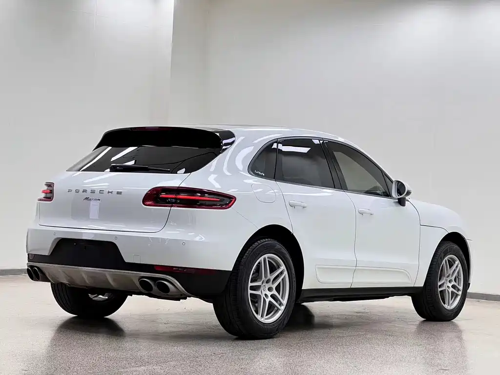 Porsche Macan — миниатюра 27