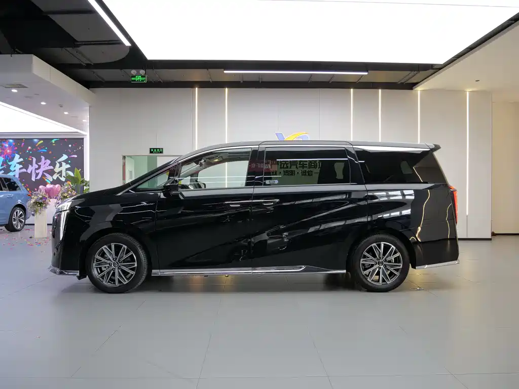 GAC M8 2024 400T Luxury