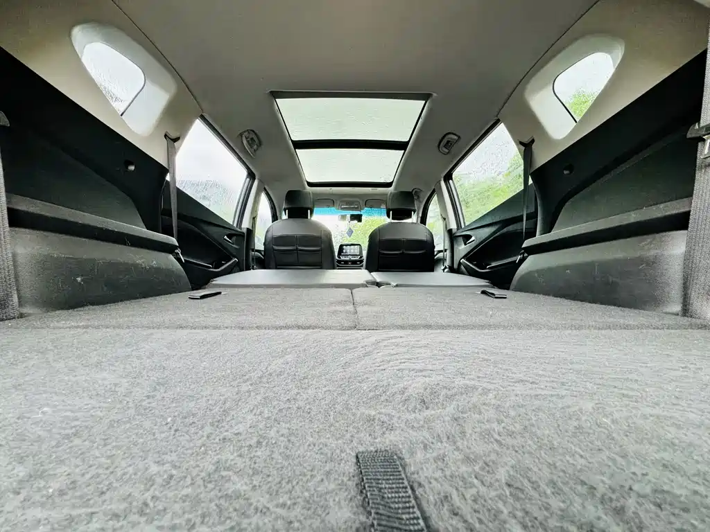 Chevrolet Volando — миниатюра 13