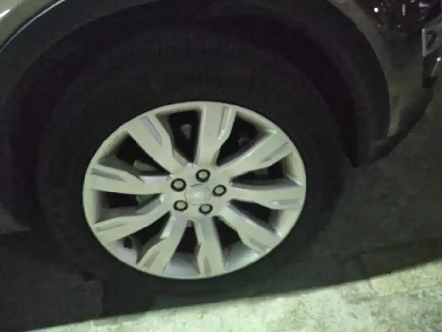 Land Rover Discovery Sport — миниатюра 6