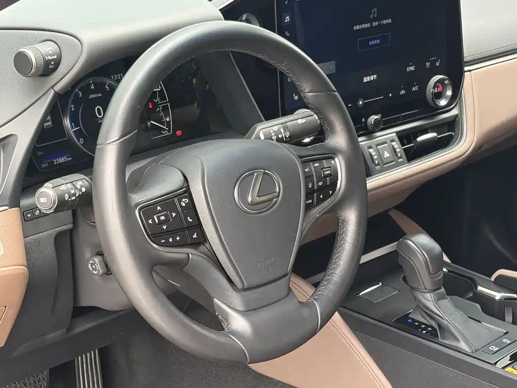Lexus ES — миниатюра 14