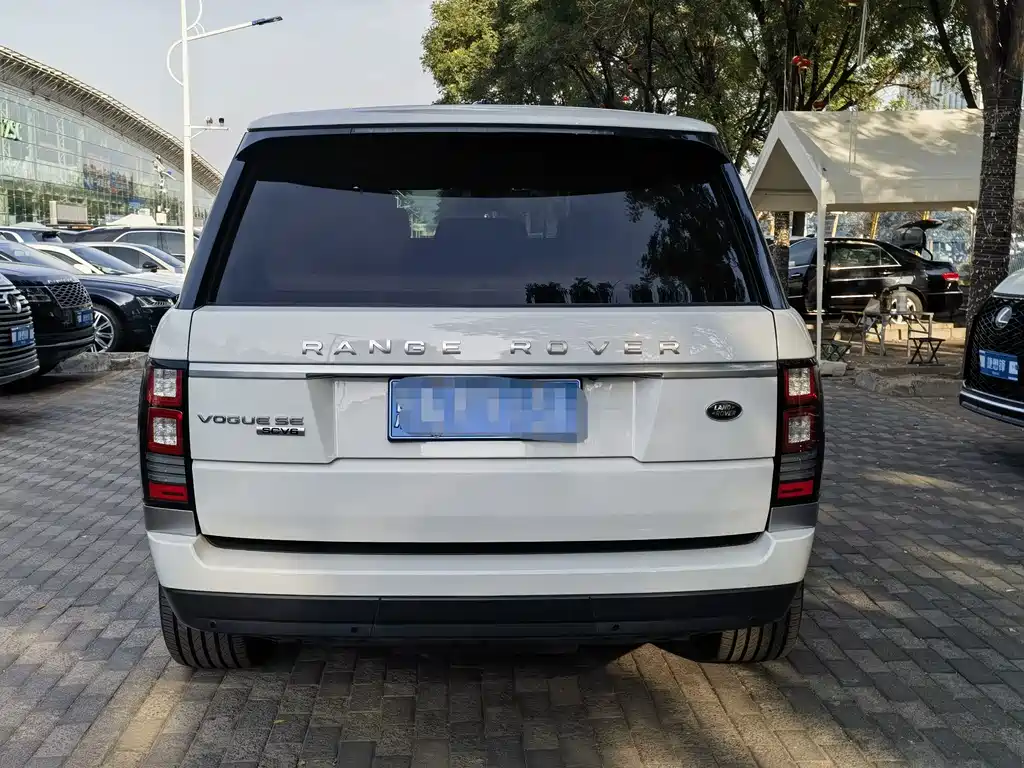 Land Rover Range Rover — миниатюра 14