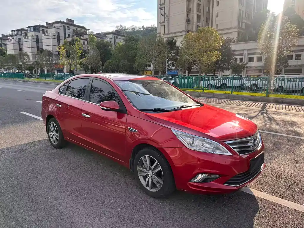 Changan Eado — миниатюра 2