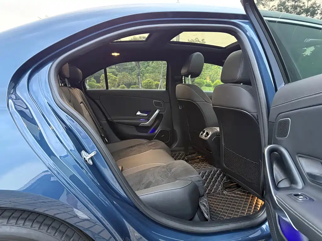 Mercedes-Benz A-Class — миниатюра 16