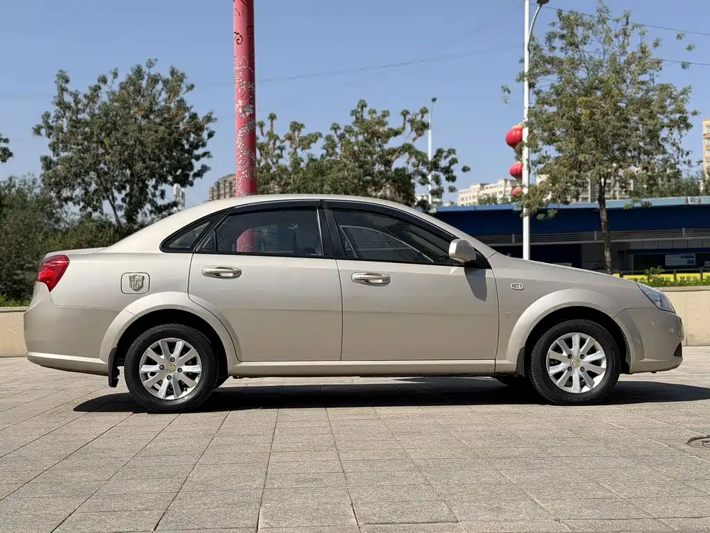 Buick Excelle — миниатюра 13
