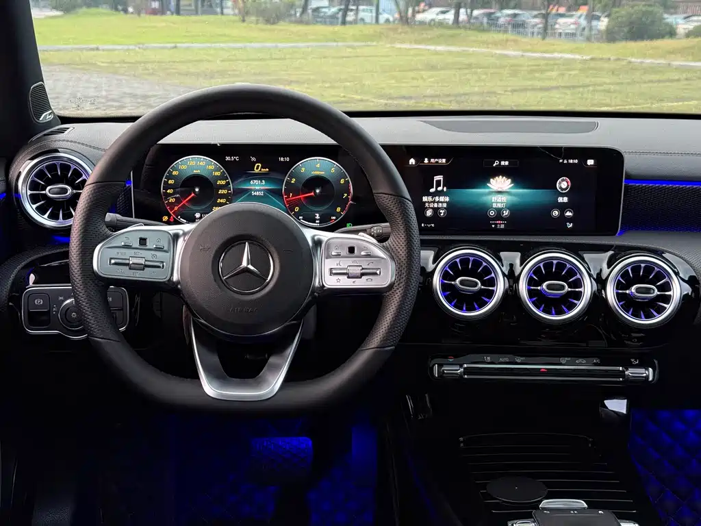 Mercedes-Benz A-Class — миниатюра 18
