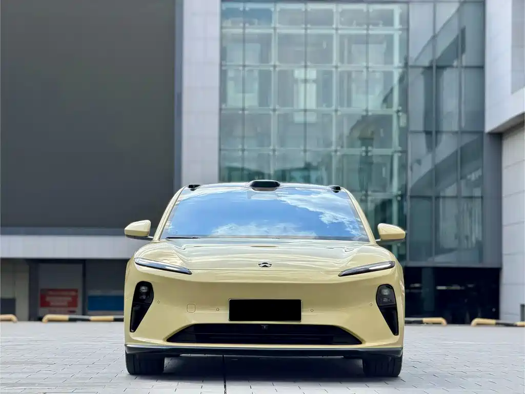 NIO NIO ET5