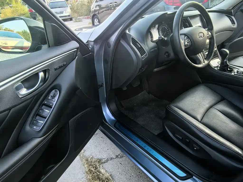 Infiniti Q50 — миниатюра 8