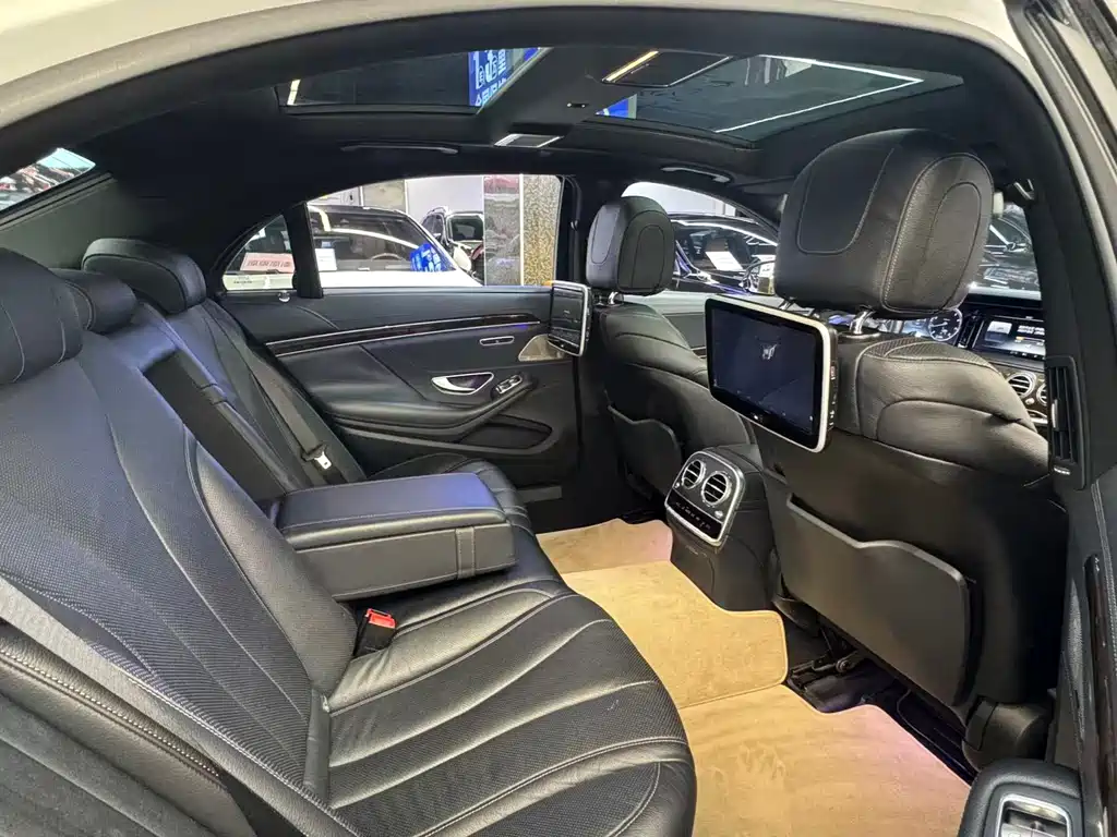 Mercedes-Benz S-Class — миниатюра 7