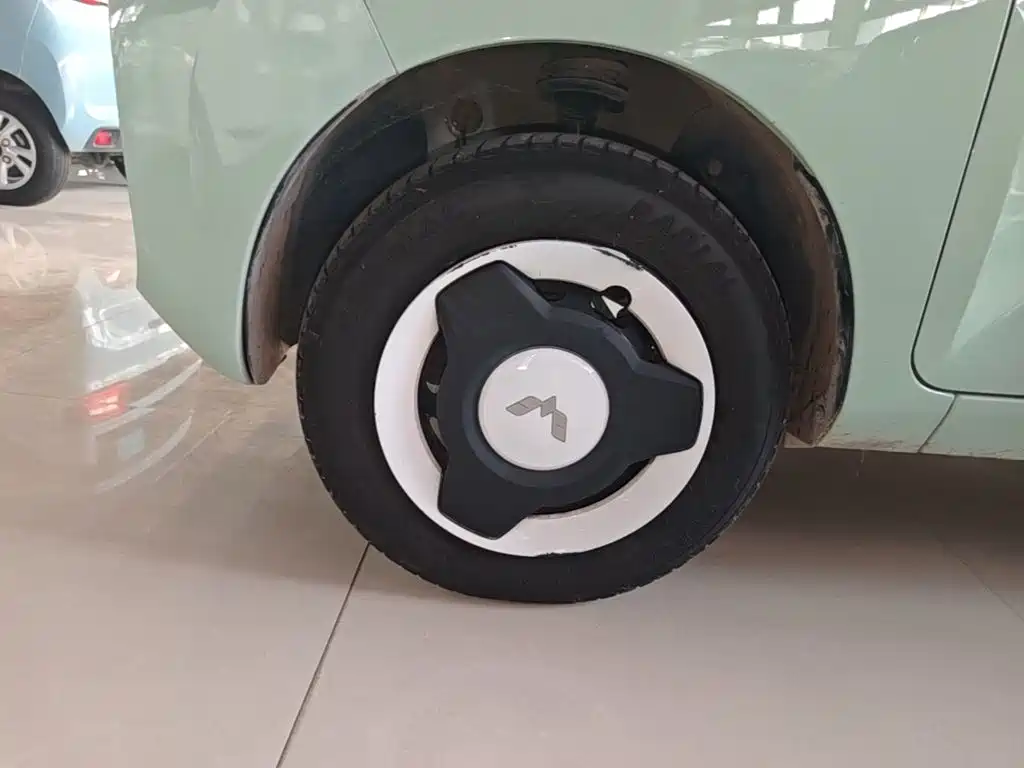 Wuling MINIEV — миниатюра 23