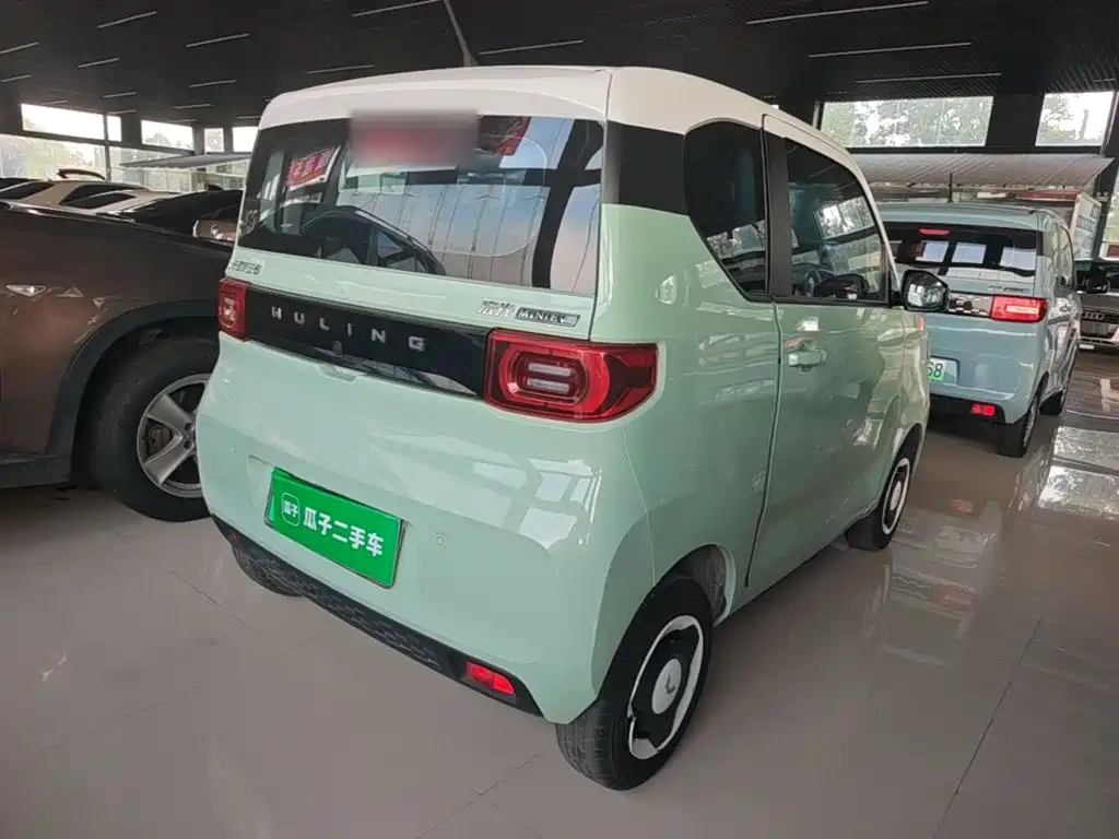 Wuling MINIEV — миниатюра 7