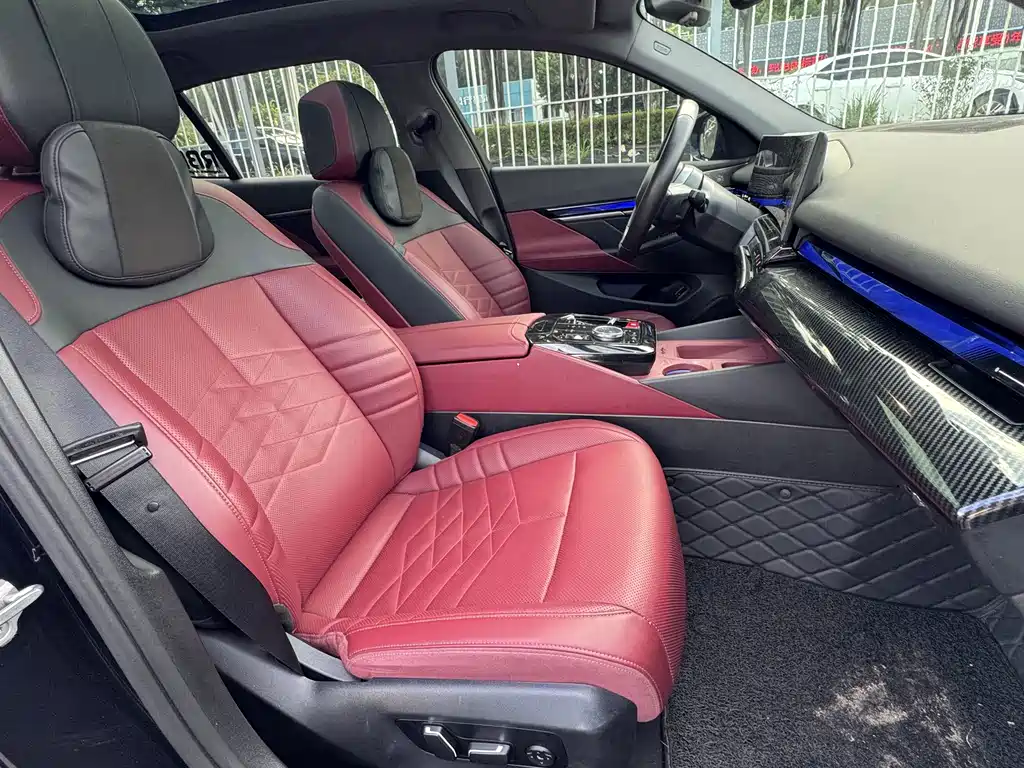BMW i5 — миниатюра 22
