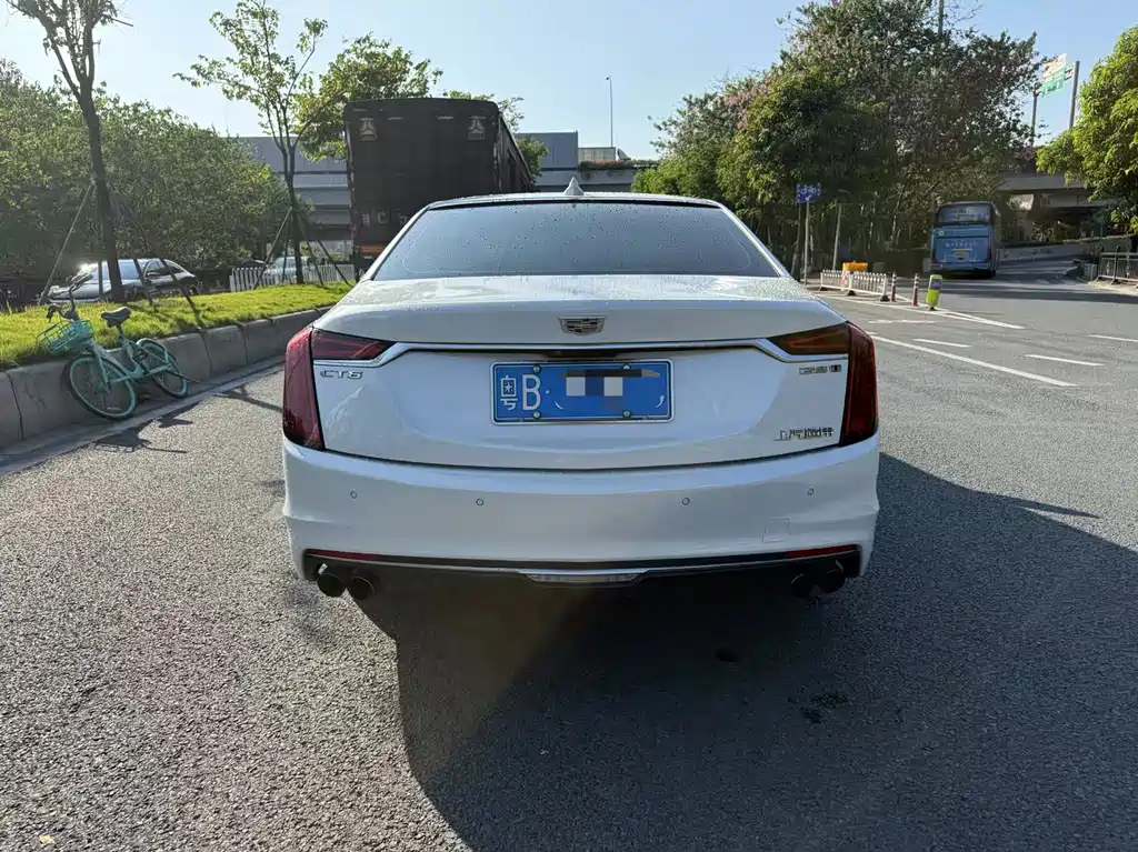 Cadillac CT6 — миниатюра 5