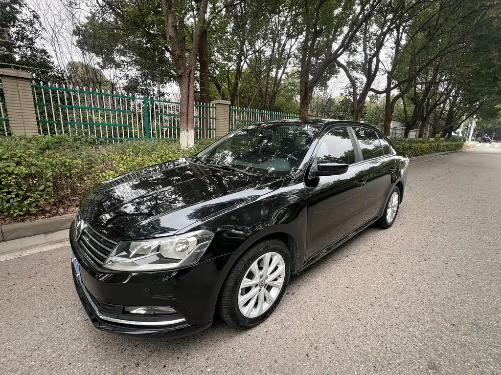 Купить Volkswagen Lavida