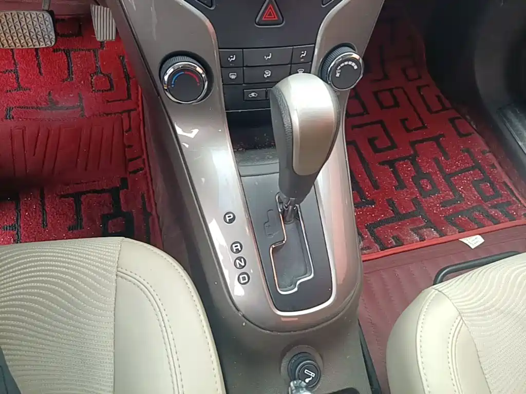 Chevrolet Cruze — миниатюра 14