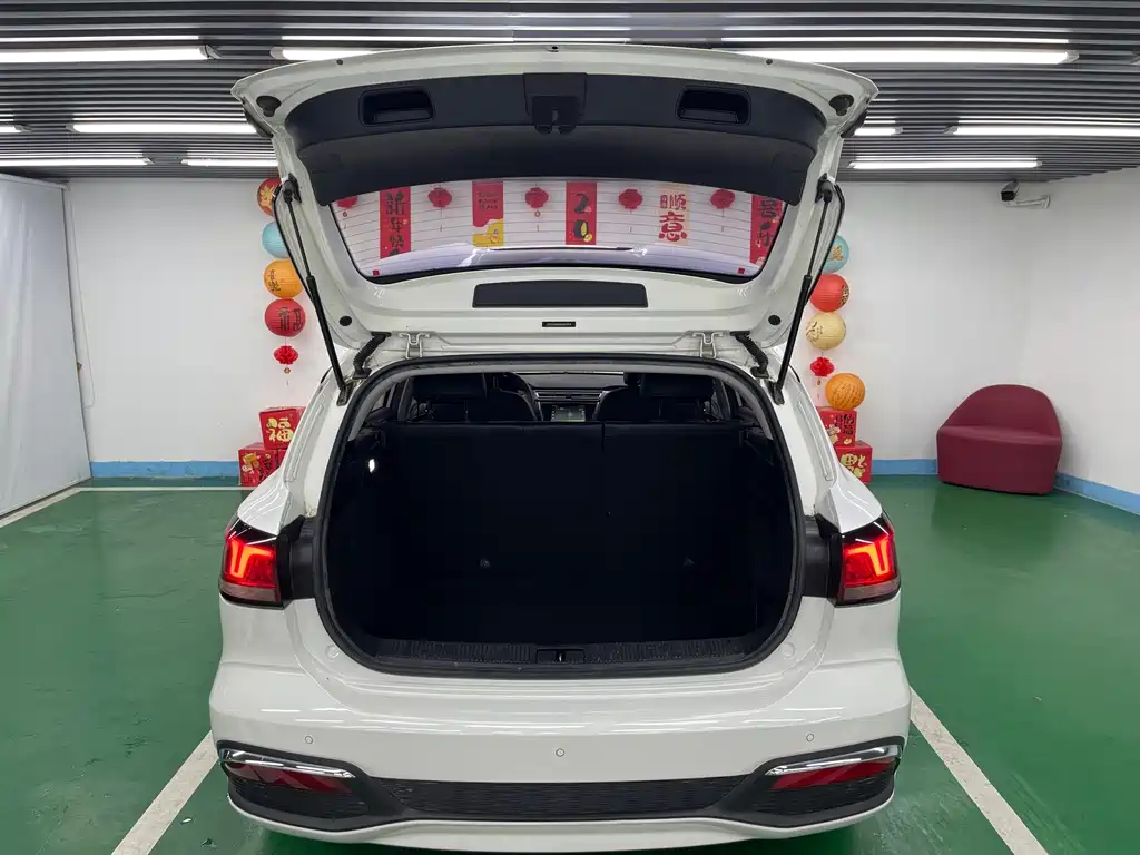 Roewe Ei5 — миниатюра 23
