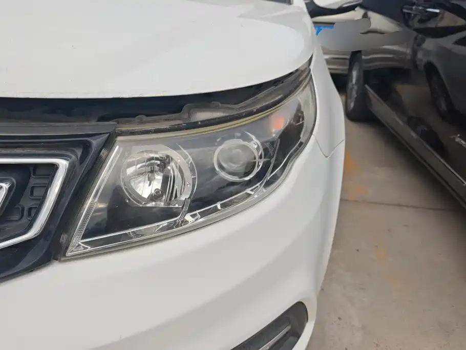 Geely Vision — миниатюра 5