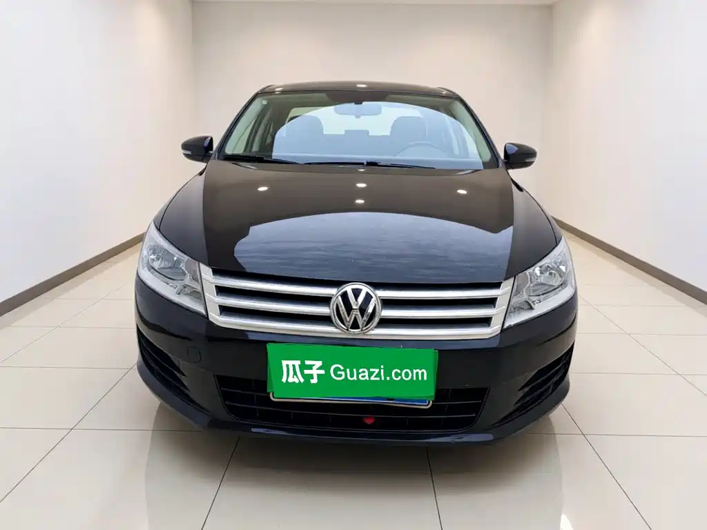 Volkswagen Santana — миниатюра 2