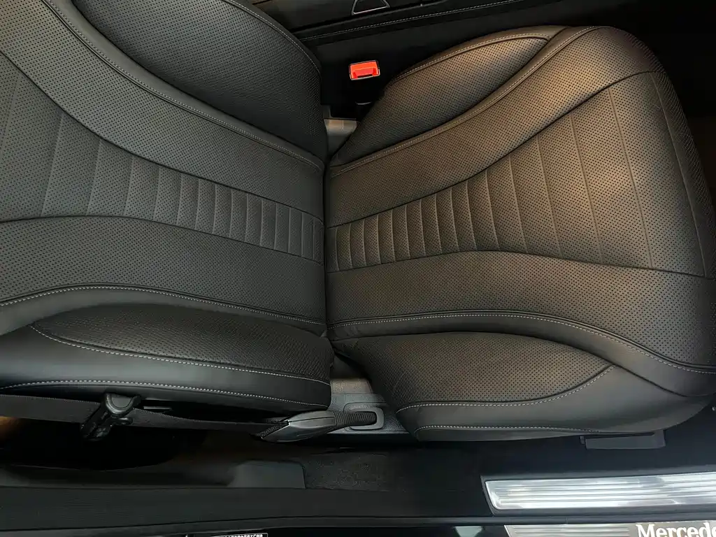 Mercedes-Benz S-Class — миниатюра 27