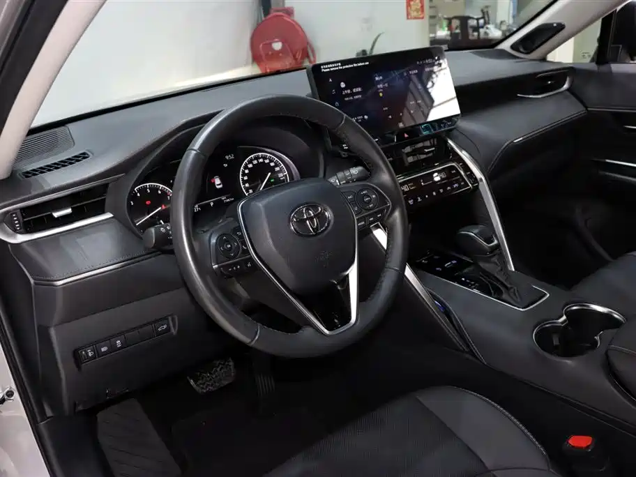 Toyota Venza 2022 2.0L CVT Luxury